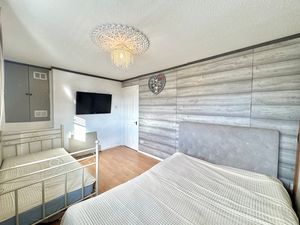 Photo 12- click for photo gallery